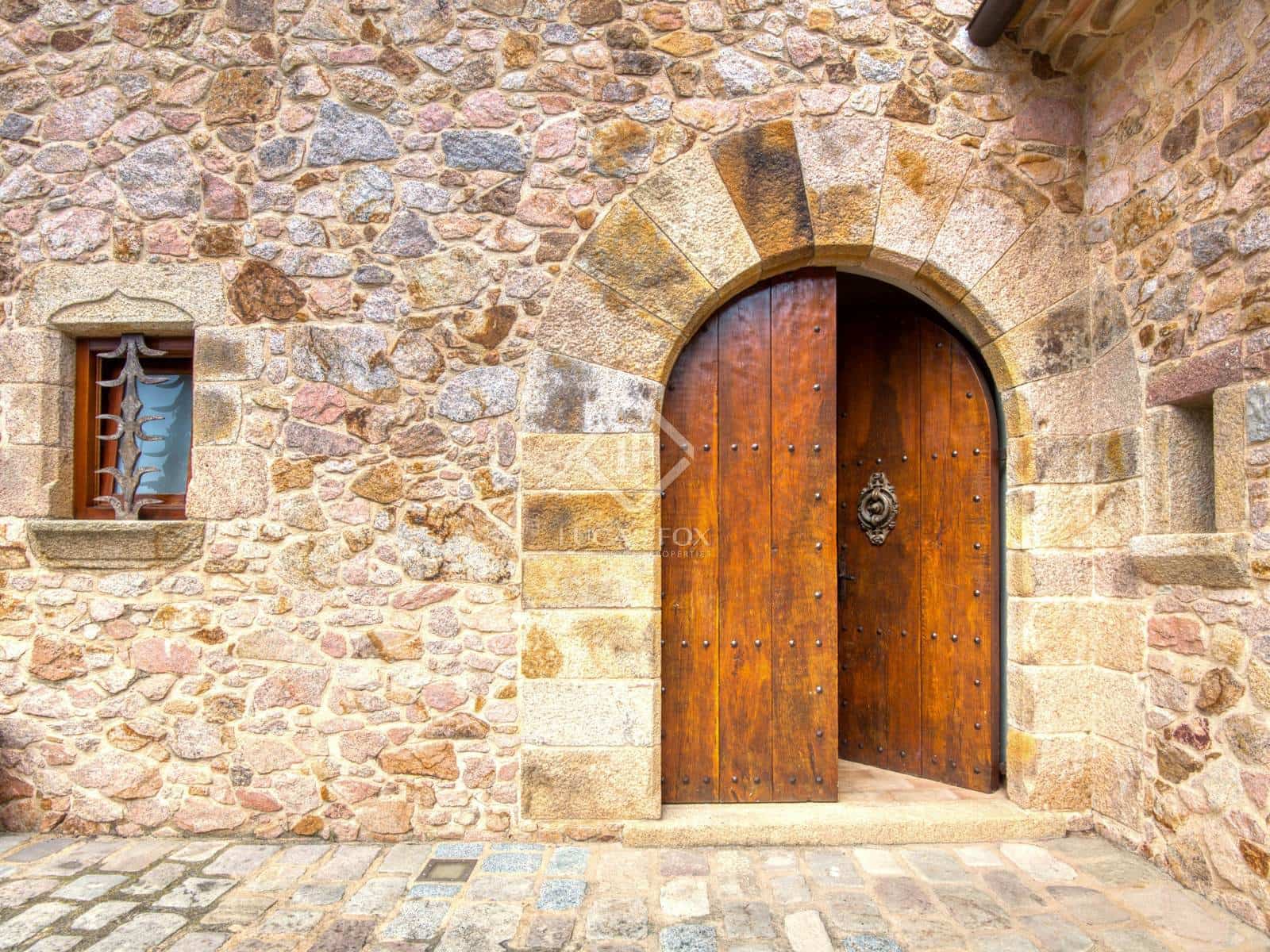 4 slaapkamer Villa te koop in Sant Feliu de Guixols met zwembad garage - € 2.800.000 (Ref: 8528875)