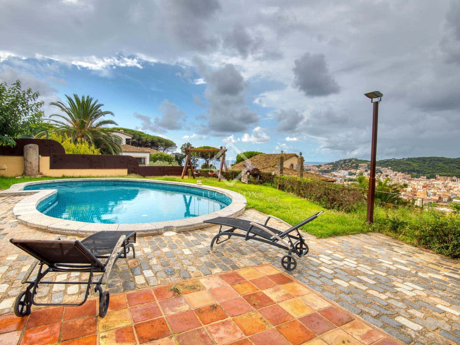 4 slaapkamer Villa te koop in Sant Feliu de Guixols met zwembad garage - € 2.800.000 (Ref: 8528875)