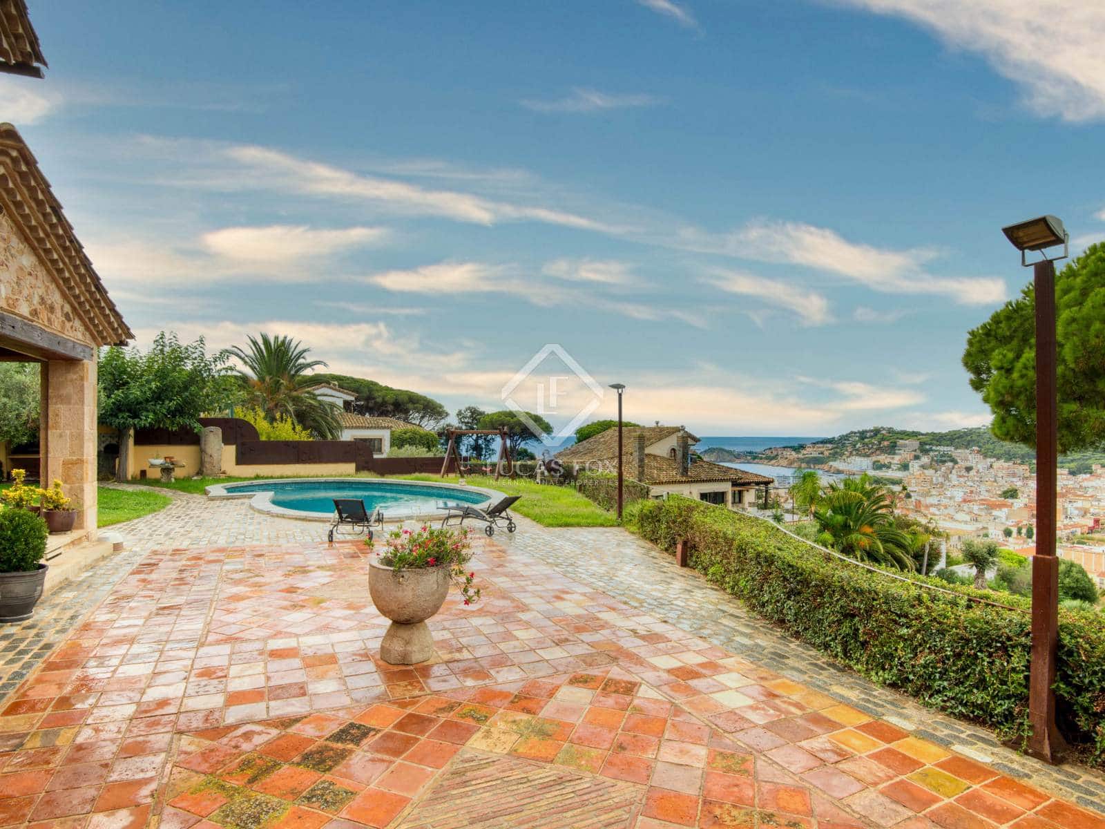 4 slaapkamer Villa te koop in Sant Feliu de Guixols met zwembad garage - € 2.800.000 (Ref: 8528875)