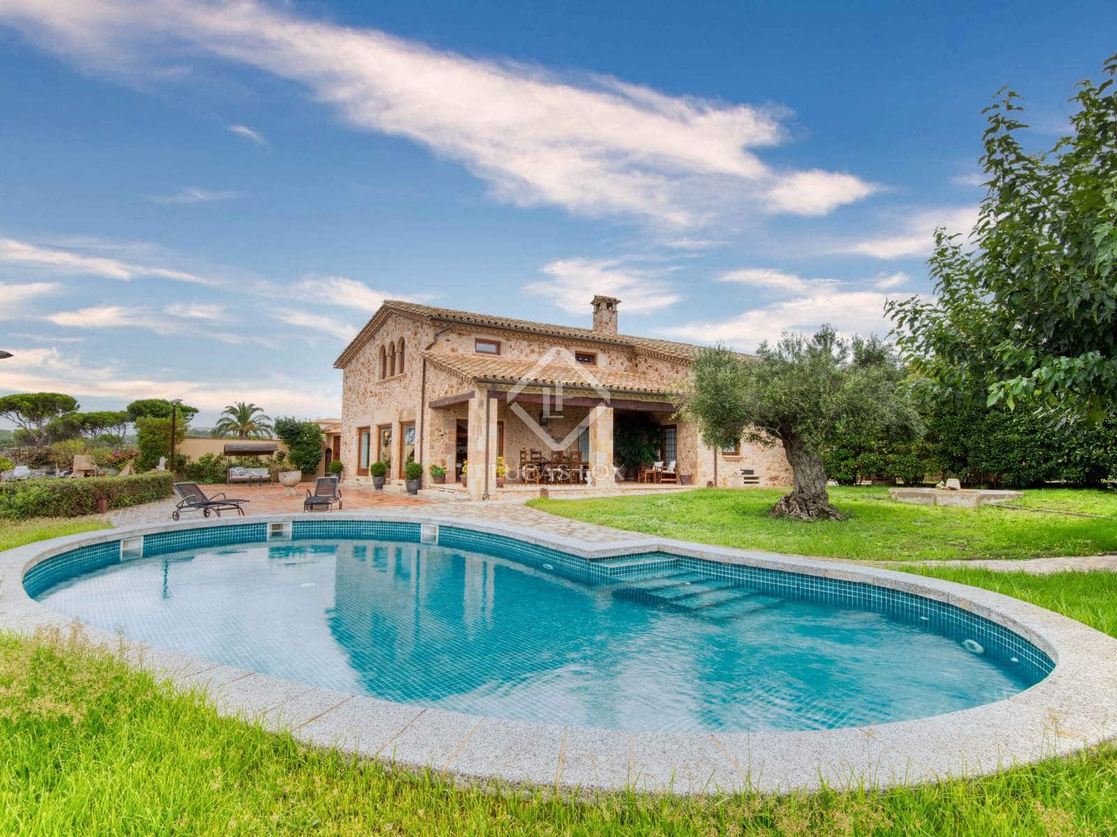 4 slaapkamer Villa te koop in Sant Feliu de Guixols met zwembad garage - € 2.800.000 (Ref: 8528875)