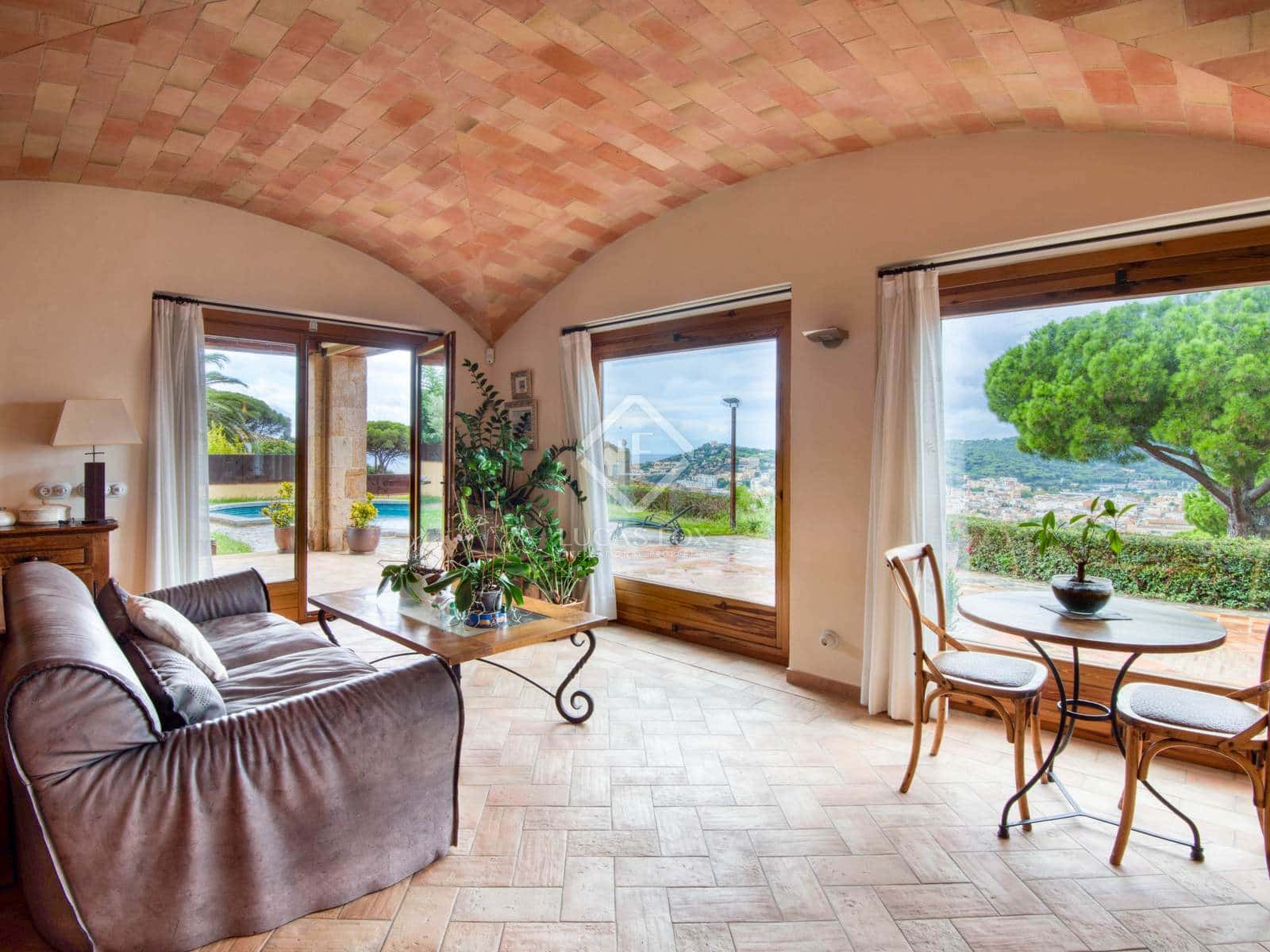 4 slaapkamer Villa te koop in Sant Feliu de Guixols met zwembad garage - € 2.800.000 (Ref: 8528875)