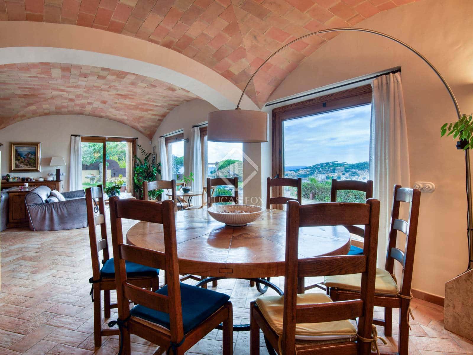 4 slaapkamer Villa te koop in Sant Feliu de Guixols met zwembad garage - € 2.800.000 (Ref: 8528875)