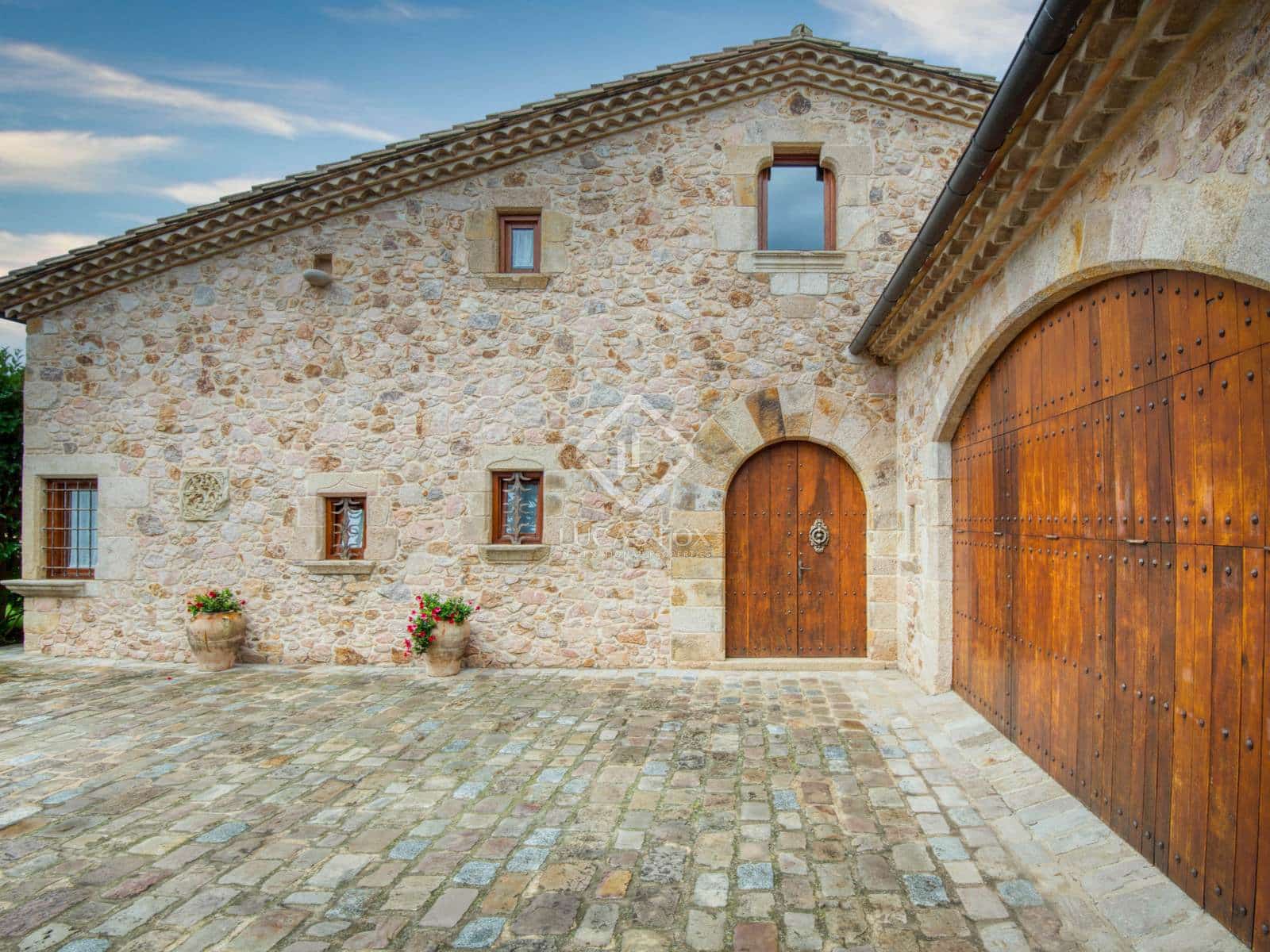 4 slaapkamer Villa te koop in Sant Feliu de Guixols met zwembad garage - € 2.800.000 (Ref: 8528875)