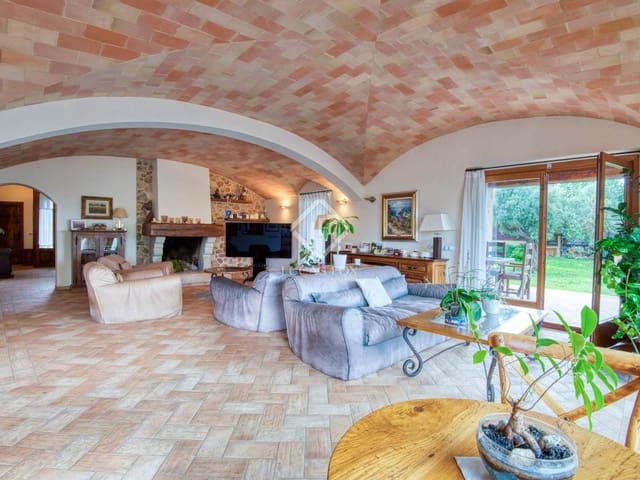 4 soverom Villa til salgs i Sant Feliu de Guíxols med svømmebasseng garasje - € 2 600 000 (Ref: 8528875)