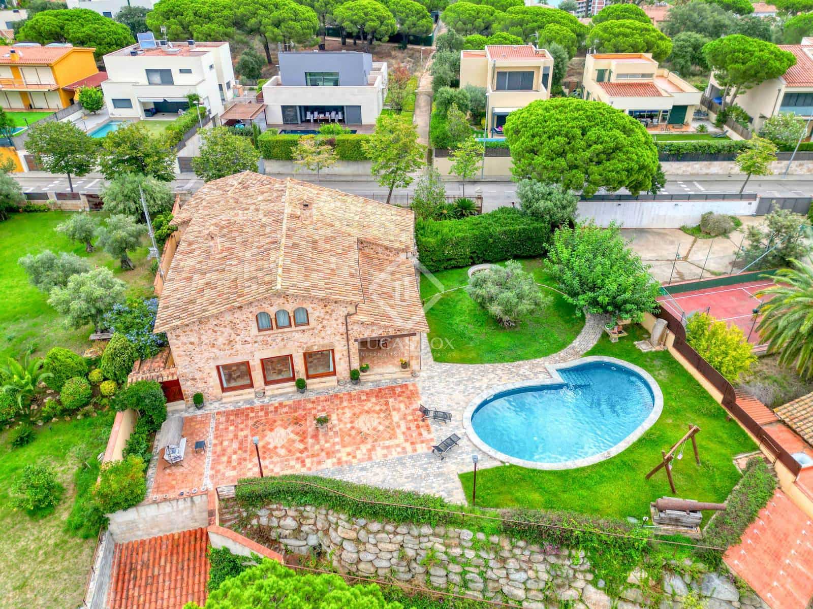 4 slaapkamer Villa te koop in Sant Feliu de Guixols met zwembad garage - € 2.800.000 (Ref: 8528875)