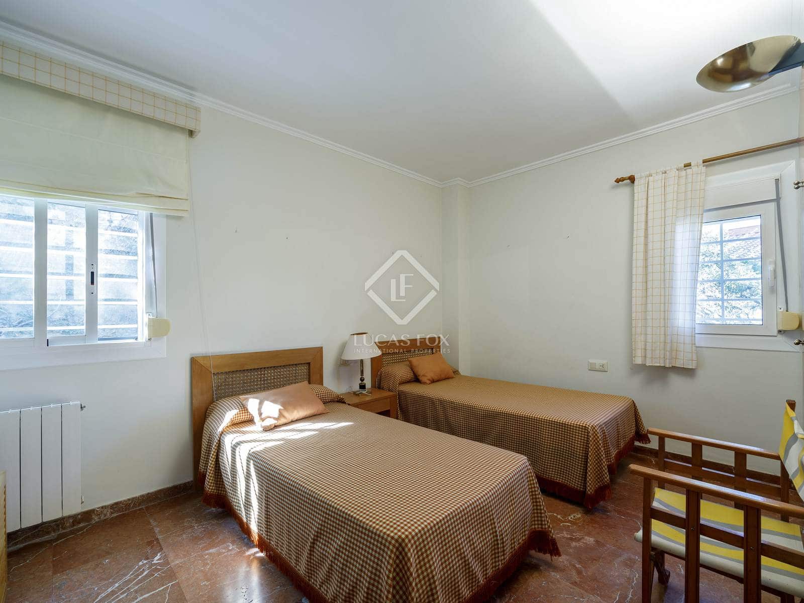 4 soverom Villa til salgs i Cullera med svømmebasseng garasje - € 475 000 (Ref: 8530724)