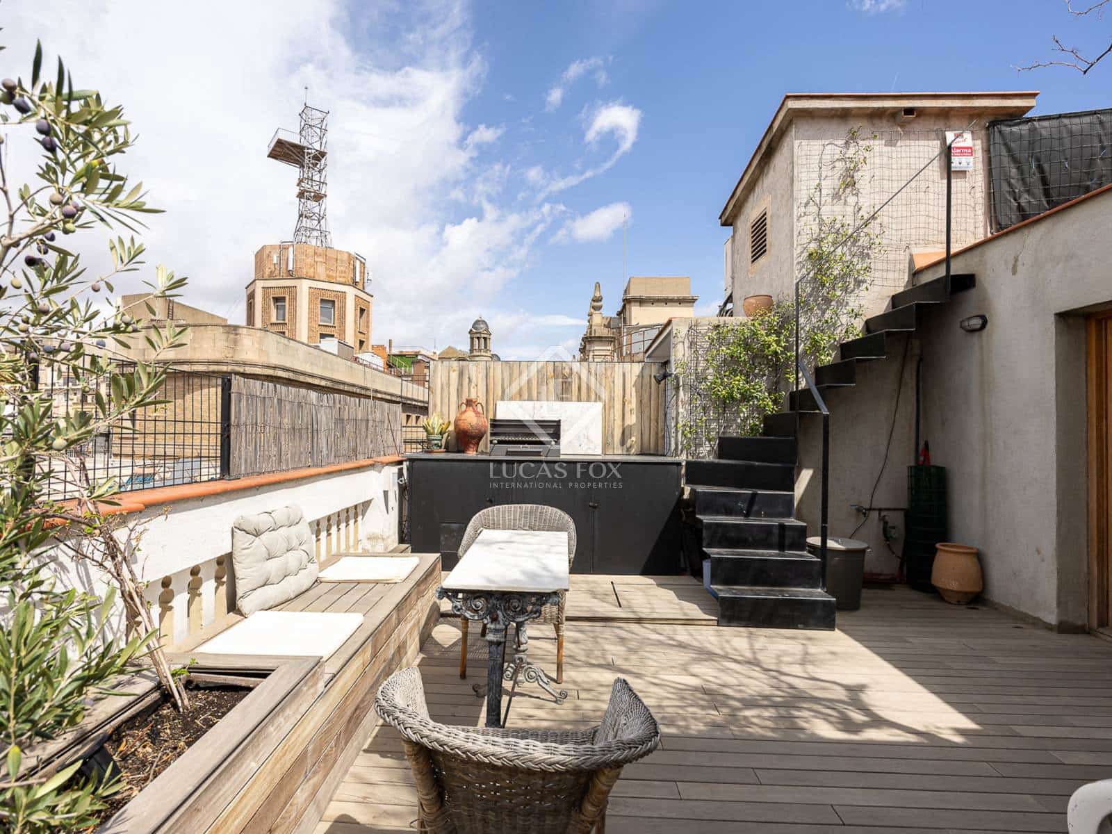 1 sypialnia Penthouse na sprzedaż w Miasto Barcelona - 650 000 € (Ref: 8532852)