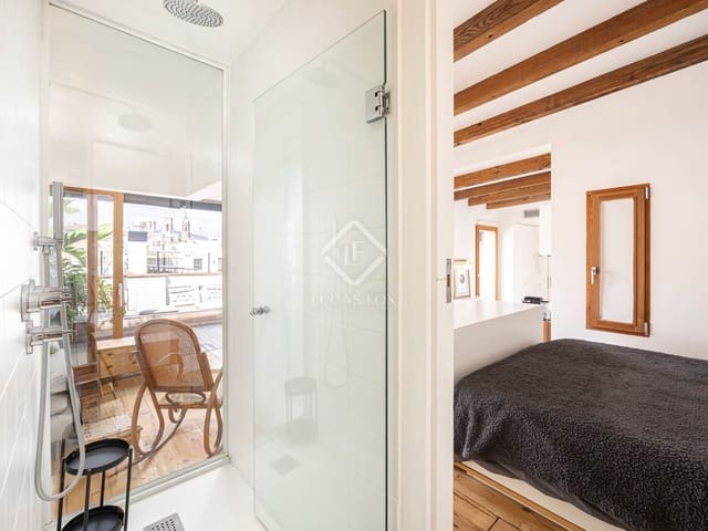 1 sypialnia Penthouse na sprzedaż w Miasto Barcelona - 650 000 € (Ref: 8532852)