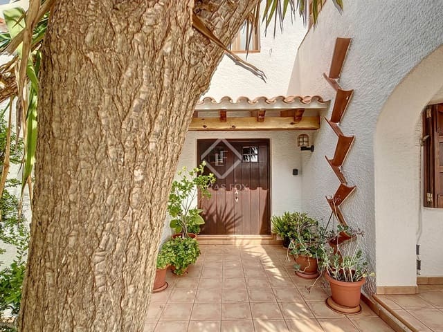 6 slaapkamer Finca/Landhuis te koop in Ferreries met zwembad garage - € 1.900.000 (Ref: 8534792)