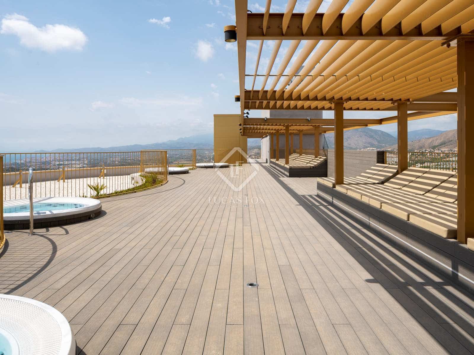 3 soveværelse Lejlighed til salg i Benidorm med swimmingpool garage - € 1.075.000 (Ref: 8535689)