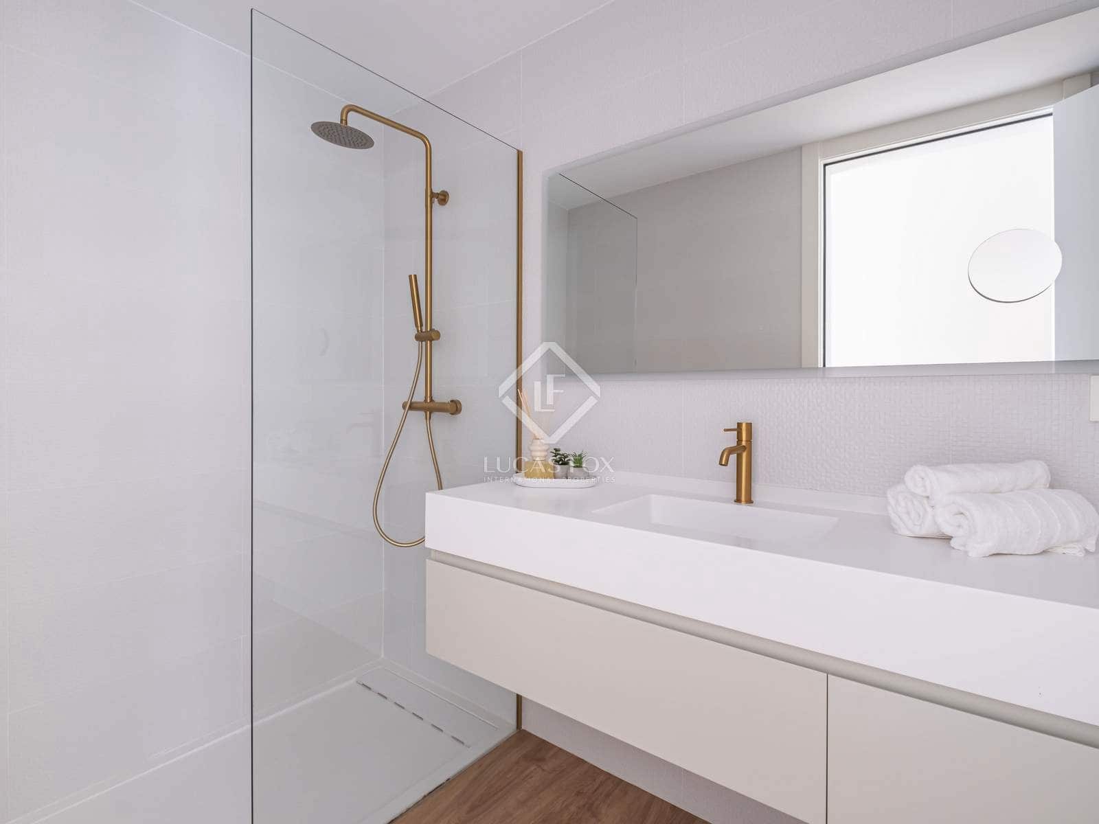 3 soveværelse Lejlighed til salg i Benidorm med swimmingpool garage - € 1.075.000 (Ref: 8535689)