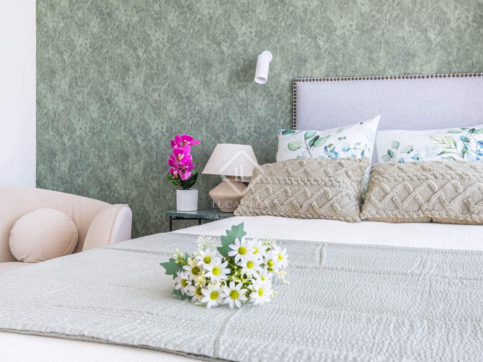 3 soveværelse Lejlighed til salg i Benidorm med swimmingpool garage - € 1.075.000 (Ref: 8535689)