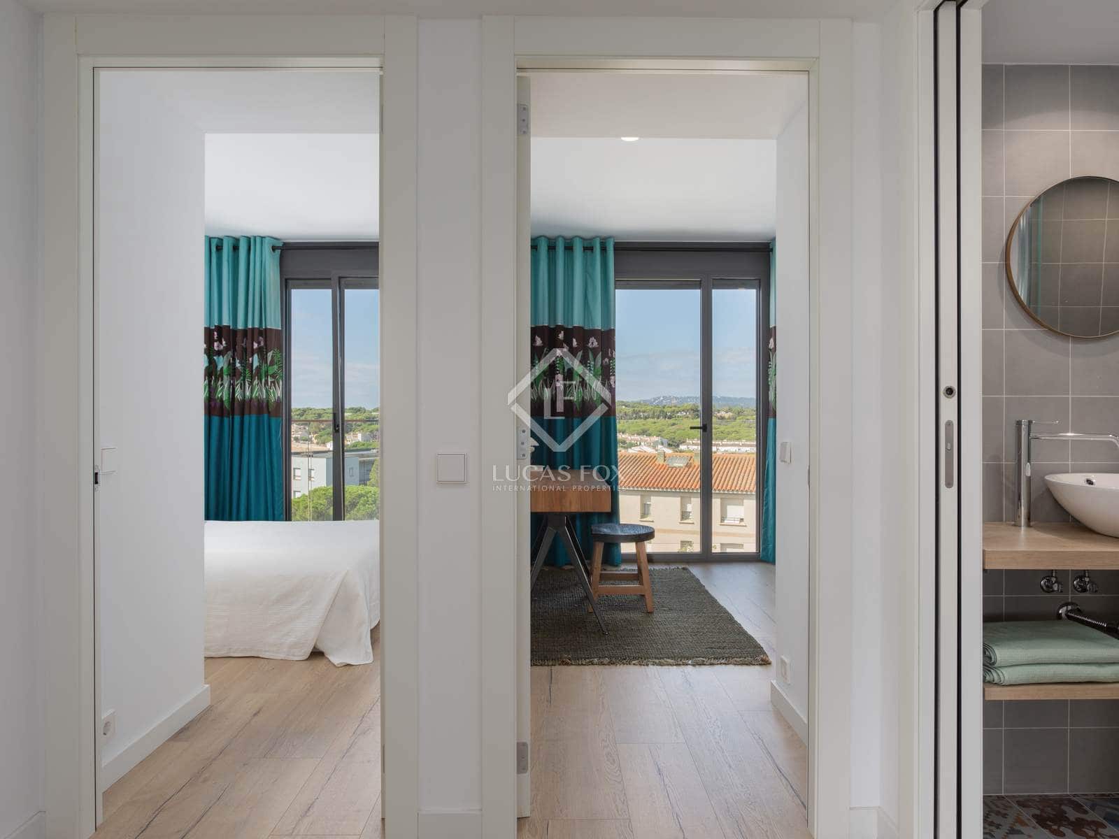 3 soveværelse Lejlighed til salg i Palamos med swimmingpool garage - € 1.360.000 (Ref: 8537322)