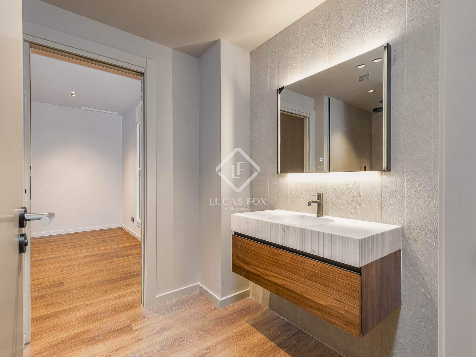 2 quarto Apartamento para venda em Barcelona cidade - 1 350 000 € (Ref: 8537324)