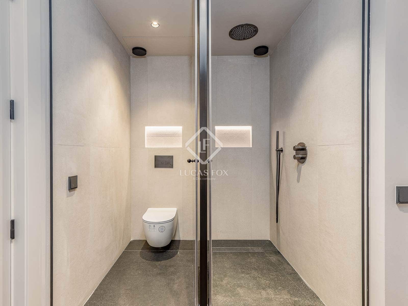 2 quarto Apartamento para venda em Barcelona cidade - 1 350 000 € (Ref: 8537324)