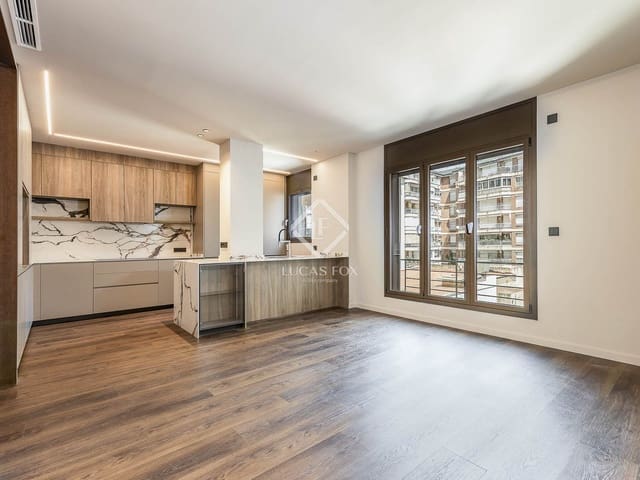 2 soveværelse Lejlighed til salg i Barcelona by - € 1.350.000 (Ref: 8537324)