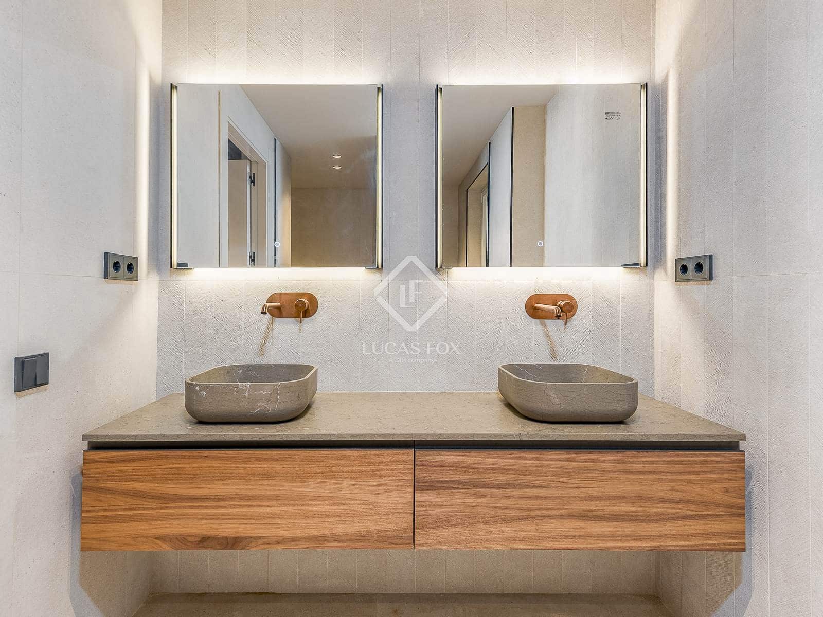 2 quarto Apartamento para venda em Barcelona cidade - 1 350 000 € (Ref: 8537324)