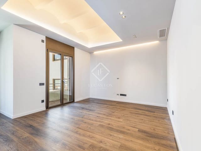 2 soveværelse Lejlighed til salg i Barcelona by - € 1.350.000 (Ref: 8537324)