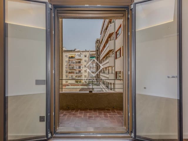 2 soveværelse Lejlighed til salg i Barcelona by - € 1.350.000 (Ref: 8537324)
