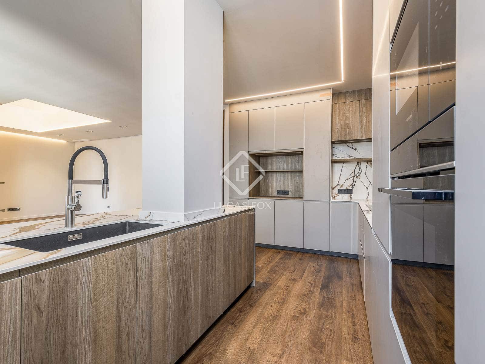 2 quarto Apartamento para venda em Barcelona cidade - 1 350 000 € (Ref: 8537324)