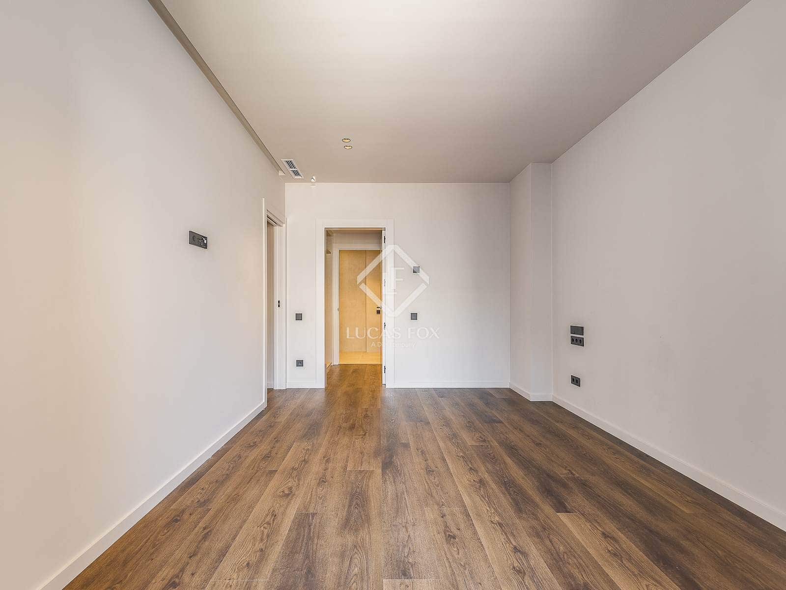 2 quarto Apartamento para venda em Barcelona cidade - 1 350 000 € (Ref: 8537324)