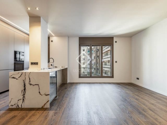 2 soveværelse Lejlighed til salg i Barcelona by - € 1.350.000 (Ref: 8537324)