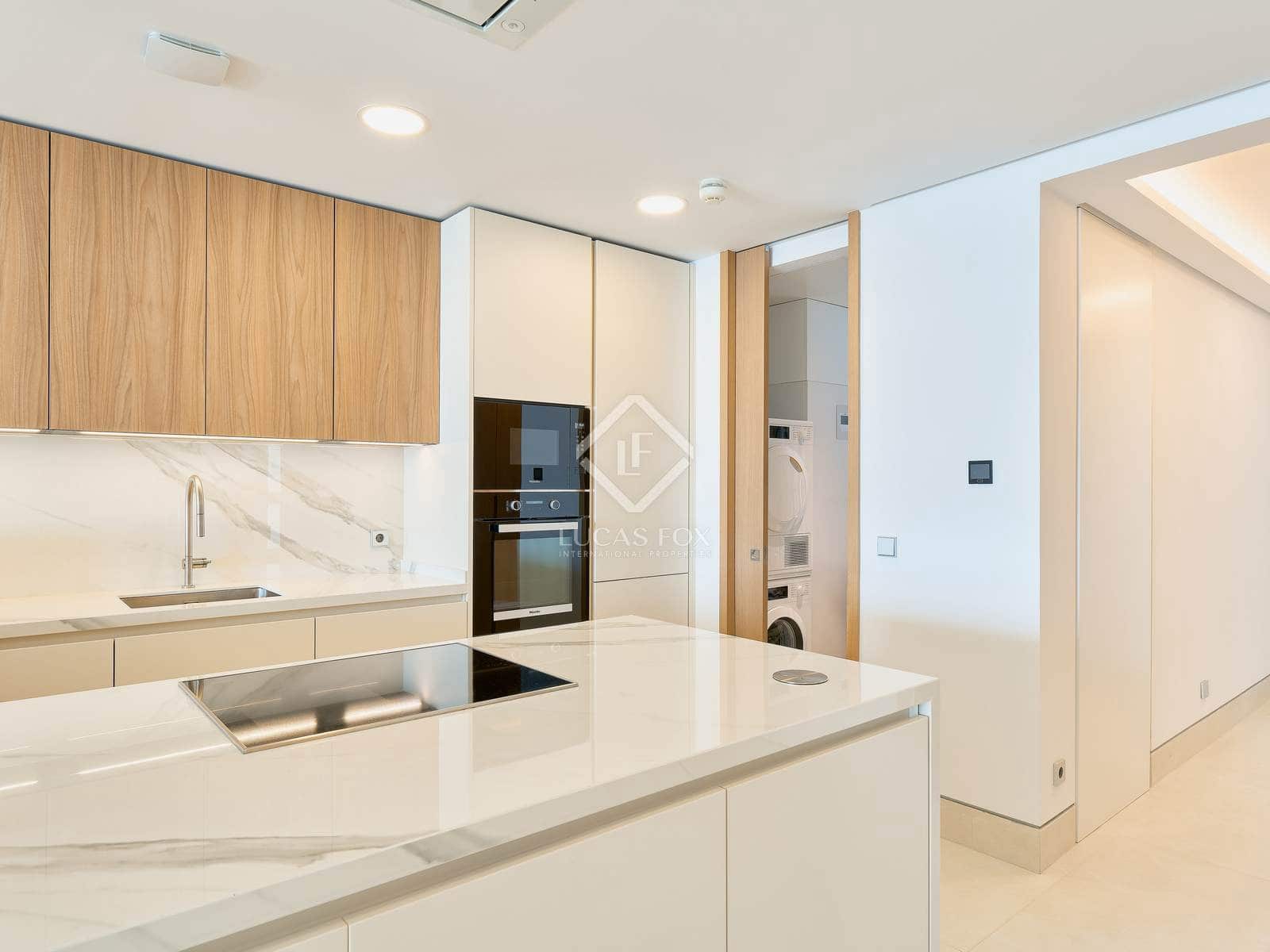 2 slaapkamer Appartement te koop in Malaga stad met zwembad garage - € 1.495.000 (Ref: 8540985)