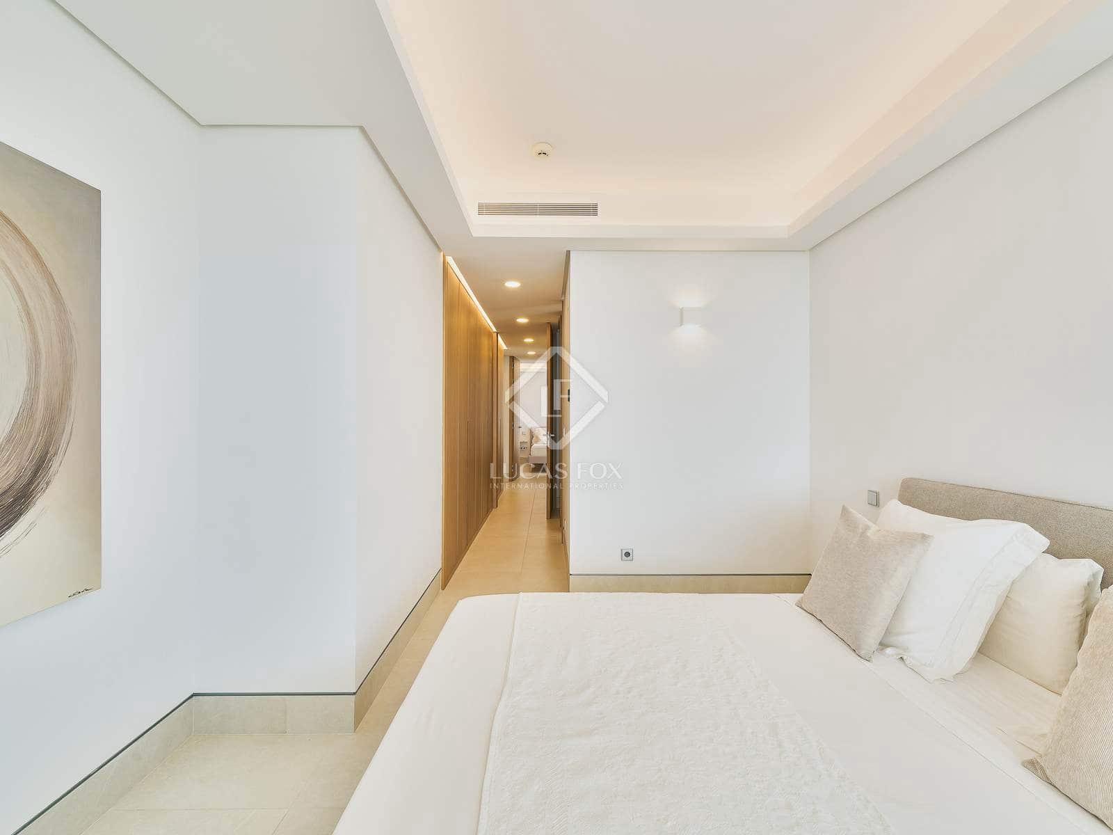2 slaapkamer Appartement te koop in Malaga stad met zwembad garage - € 1.495.000 (Ref: 8540985)