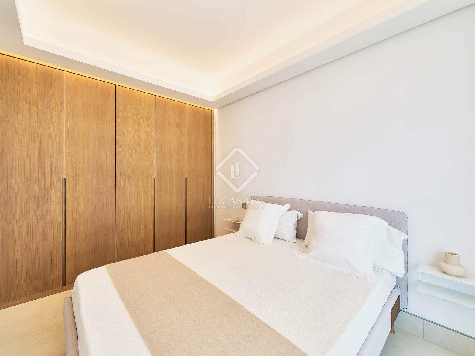 2 slaapkamer Appartement te koop in Malaga stad met zwembad garage - € 1.495.000 (Ref: 8540985)