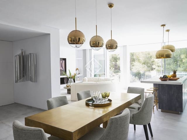 5 soveværelse Villa til salg i Cala Llonga, Santa Eulalia / Santa Eularia med swimmingpool - € 3.200.000 (Ref: 8541366)