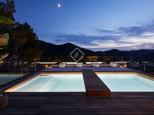 5 soveværelse Villa til salg i Cala Llonga, Santa Eulalia / Santa Eularia med swimmingpool - € 3.200.000 (Ref: 8541366)