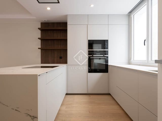 4 bedroom Apartment for sale in Vigo with garage - € 640,000 (Ref: 8544186)