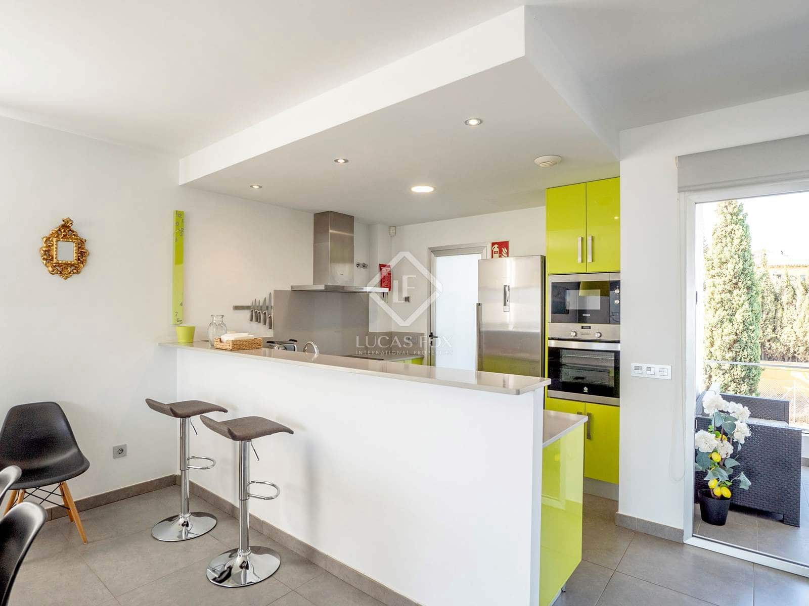 4 bedroom Villa for sale in Albir with pool garage - € 750,000 (Ref: 8546021)