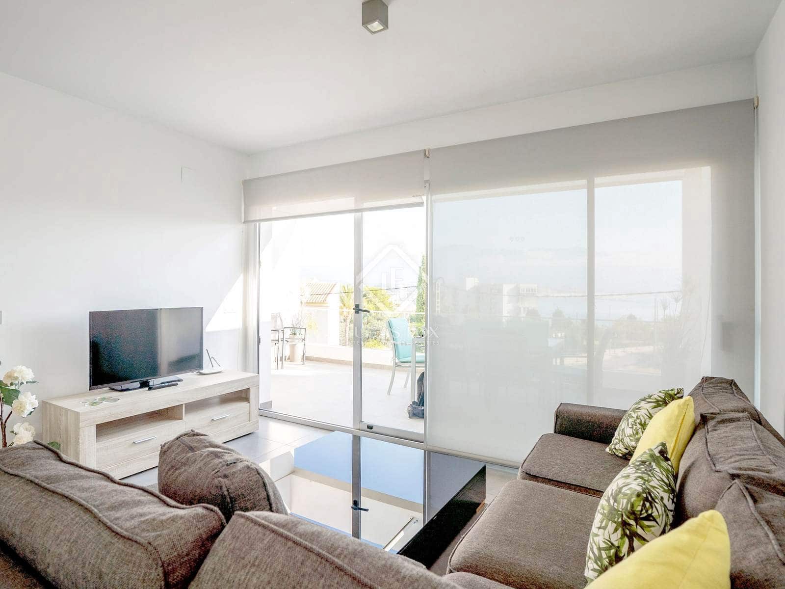 4 bedroom Villa for sale in Albir with pool garage - € 750,000 (Ref: 8546021)