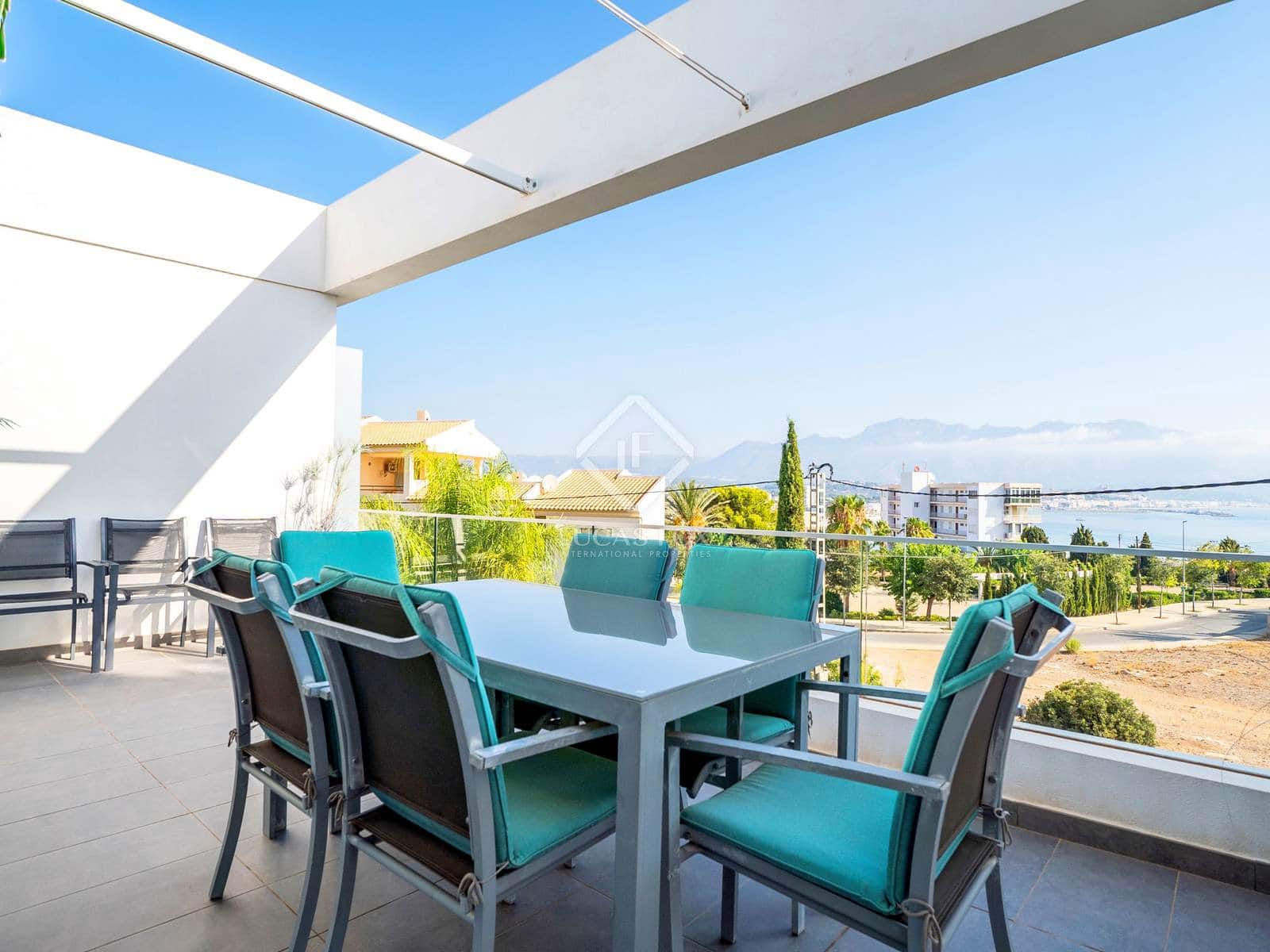 4 bedroom Villa for sale in Albir with pool garage - € 750,000 (Ref: 8546021)