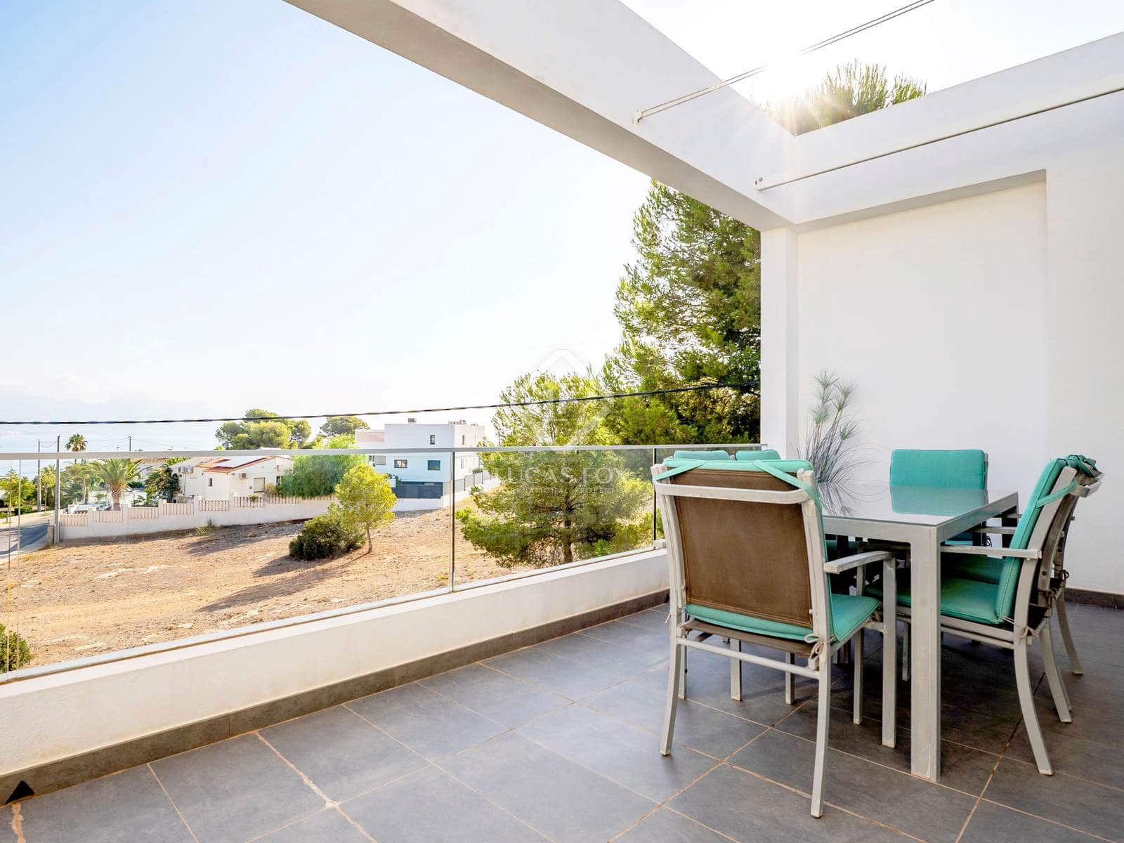 4 bedroom Villa for sale in Albir with pool garage - € 750,000 (Ref: 8546021)