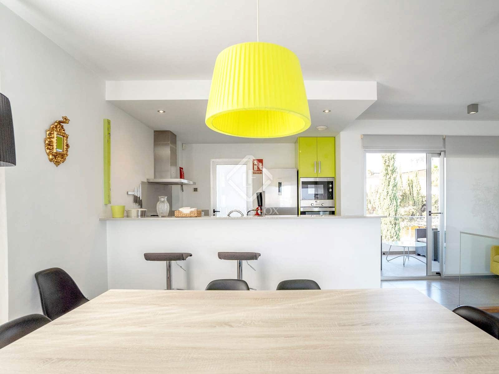 4 bedroom Villa for sale in Albir with pool garage - € 750,000 (Ref: 8546021)