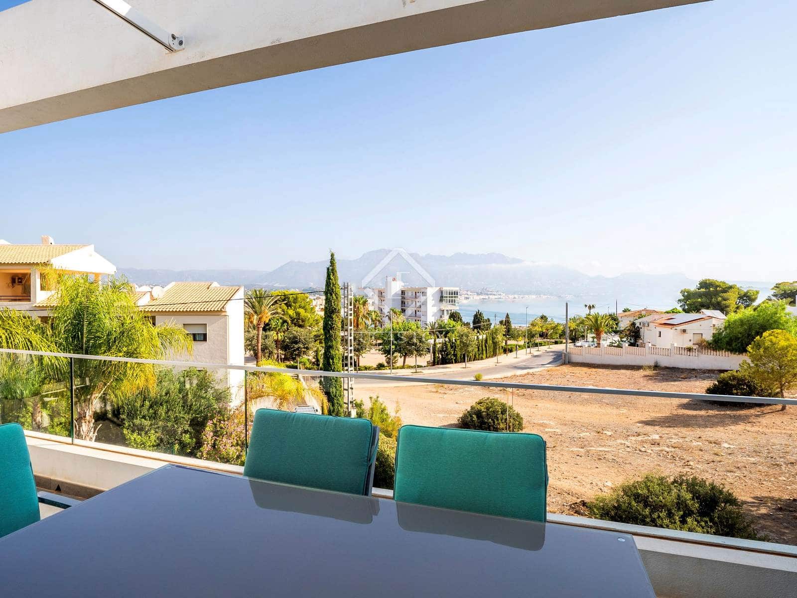 4 bedroom Villa for sale in Albir with pool garage - € 750,000 (Ref: 8546021)