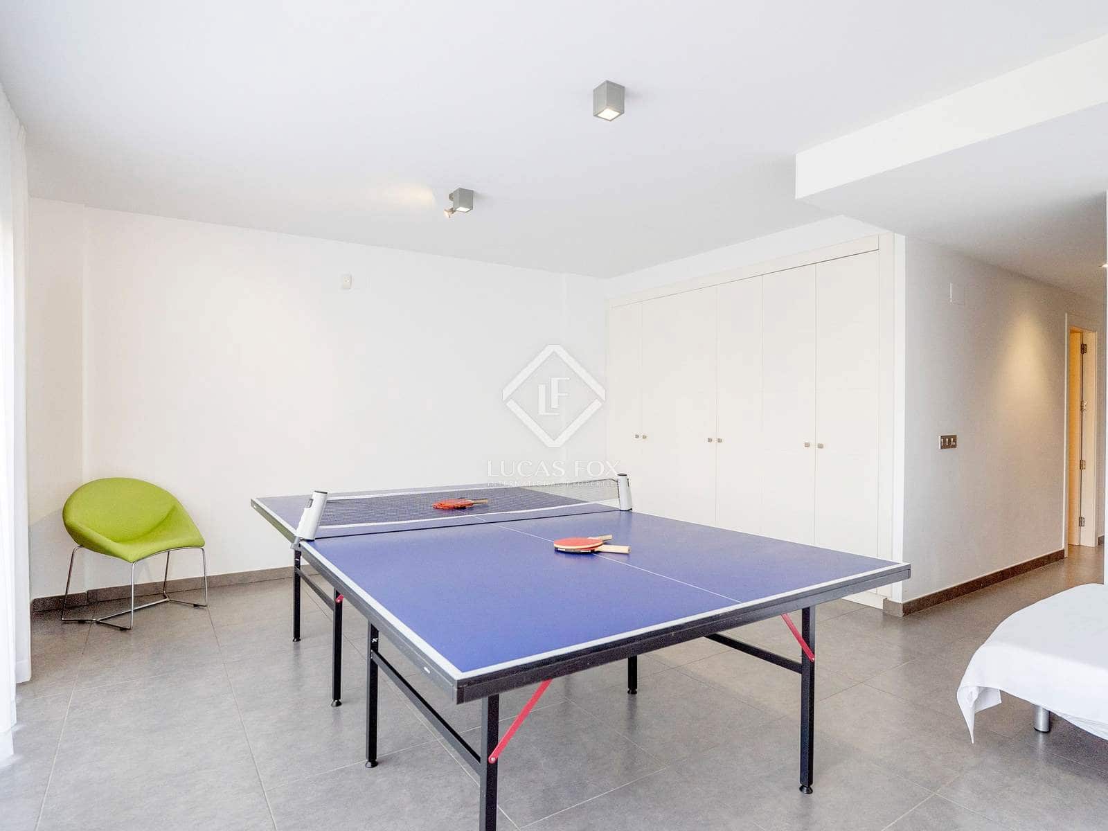 4 bedroom Villa for sale in Albir with pool garage - € 750,000 (Ref: 8546021)