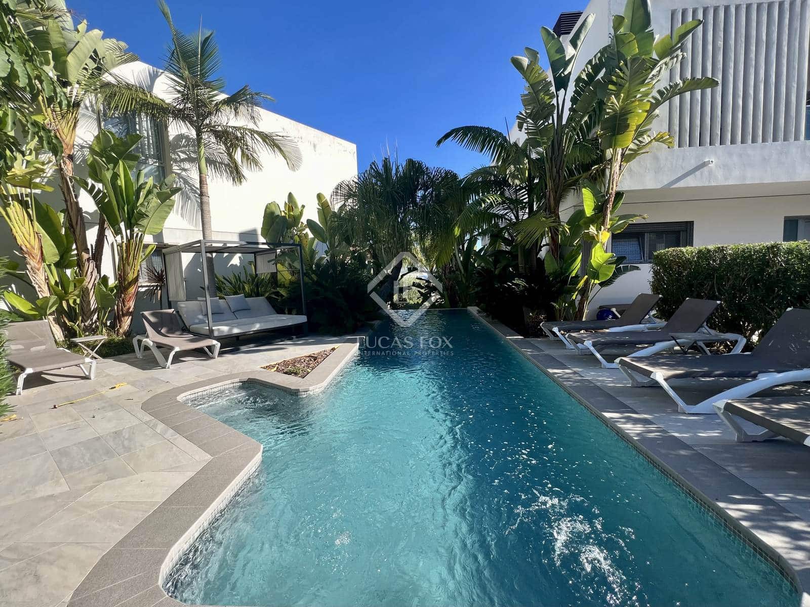 4 bedroom Villa for sale in Albir with pool garage - € 750,000 (Ref: 8546021)