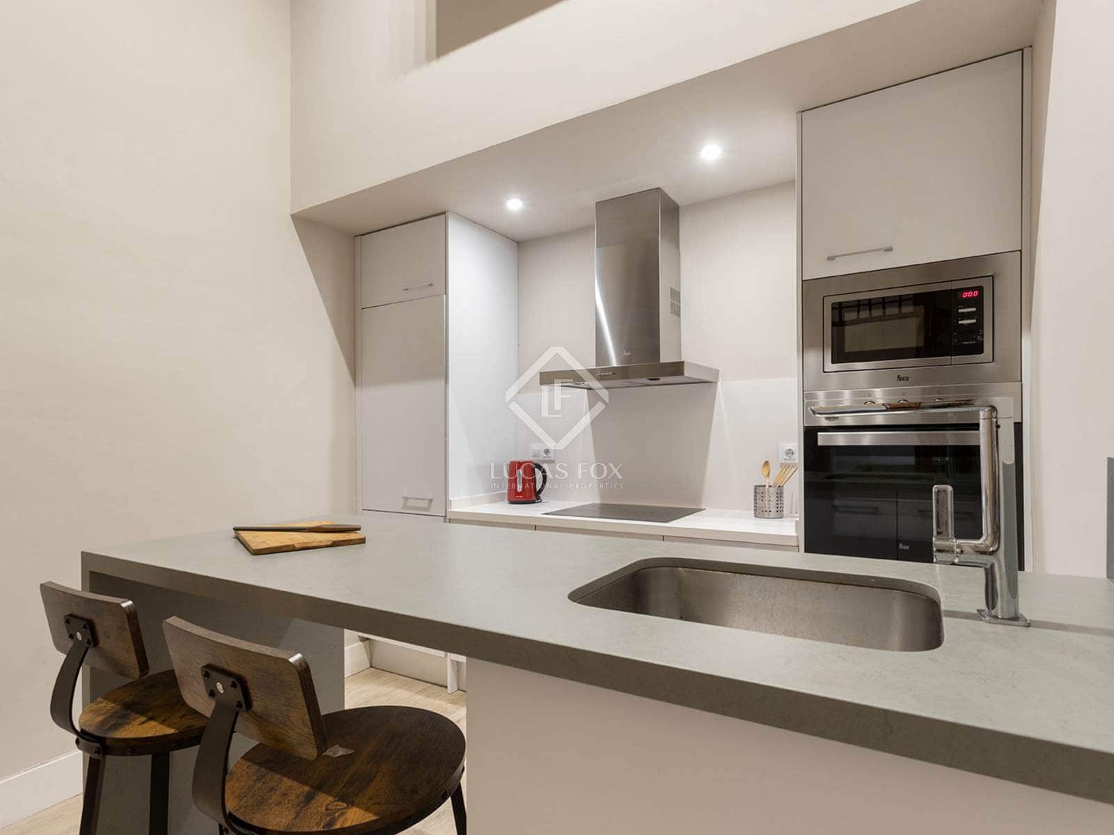 2 bedroom Apartment for rent in Barcelona city - € 2,500 (Ref: 8548601)