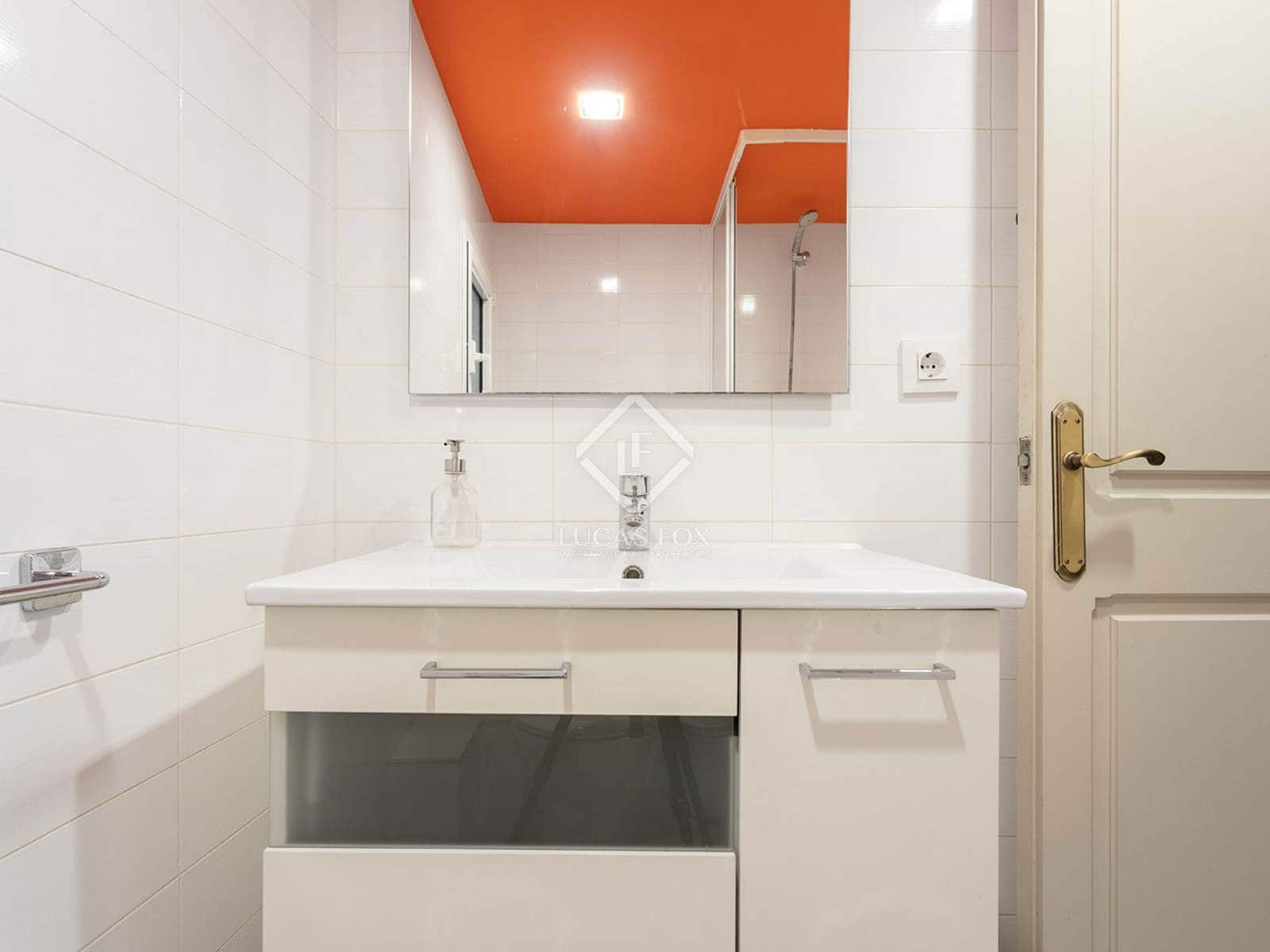 2 bedroom Apartment for rent in Barcelona city - € 2,500 (Ref: 8548601)