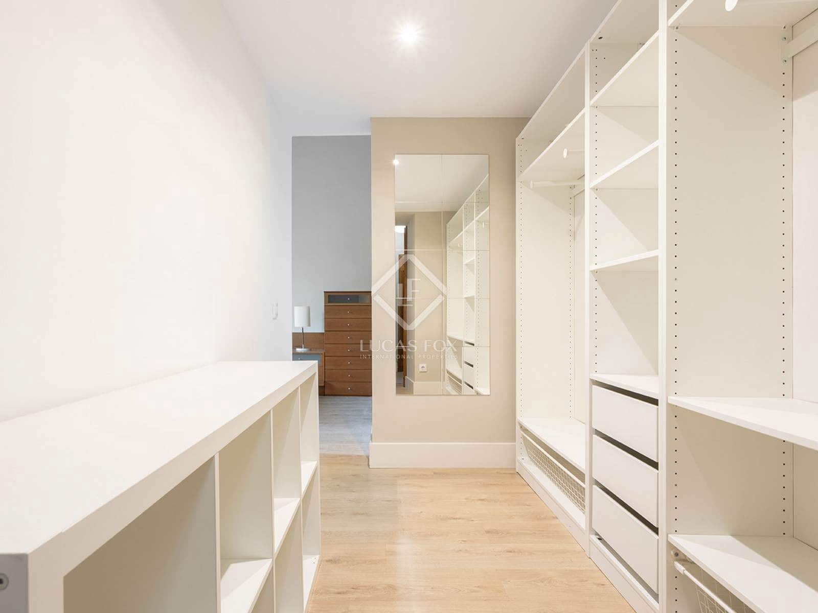 2 bedroom Apartment for rent in Barcelona city - € 2,500 (Ref: 8548601)