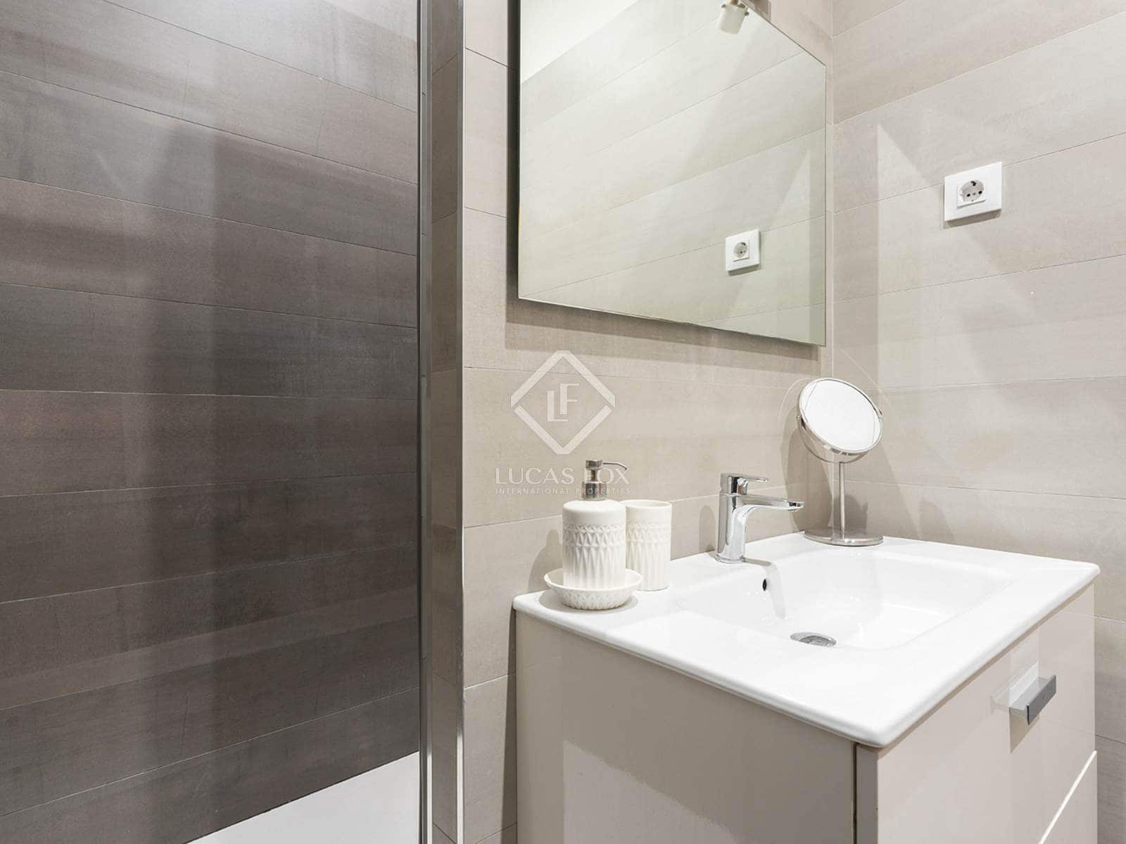 2 bedroom Apartment for rent in Barcelona city - € 2,500 (Ref: 8548601)