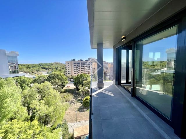 5 chambre Penthouse à vendre à Alicante ville avec piscine garage - 995 000 € (Ref: 8552933)