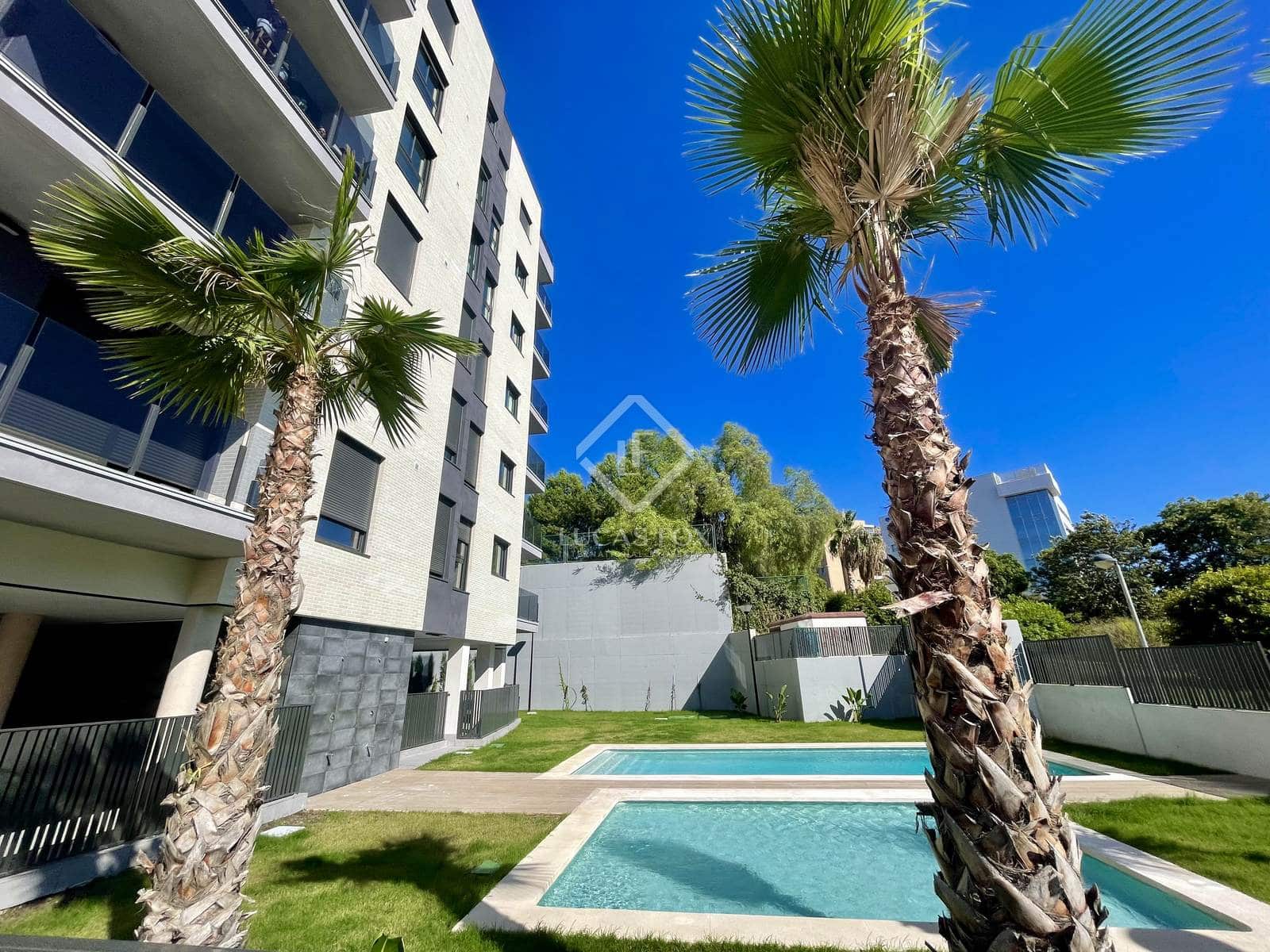 5 slaapkamer Penthouse te koop in Alicante stad met zwembad garage - € 995.000 (Ref: 8552933)