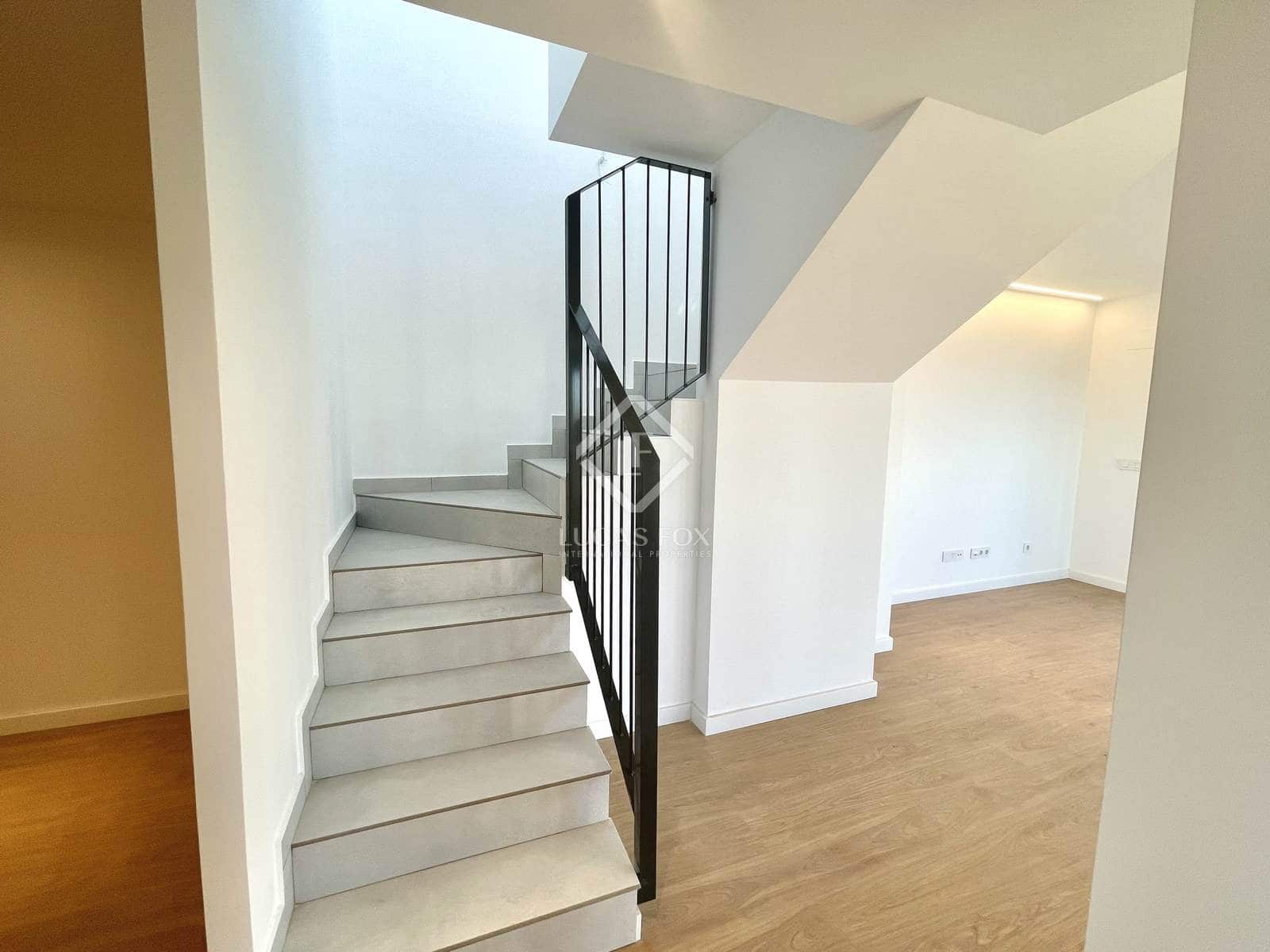 5 slaapkamer Penthouse te koop in Alicante stad met zwembad garage - € 995.000 (Ref: 8552933)