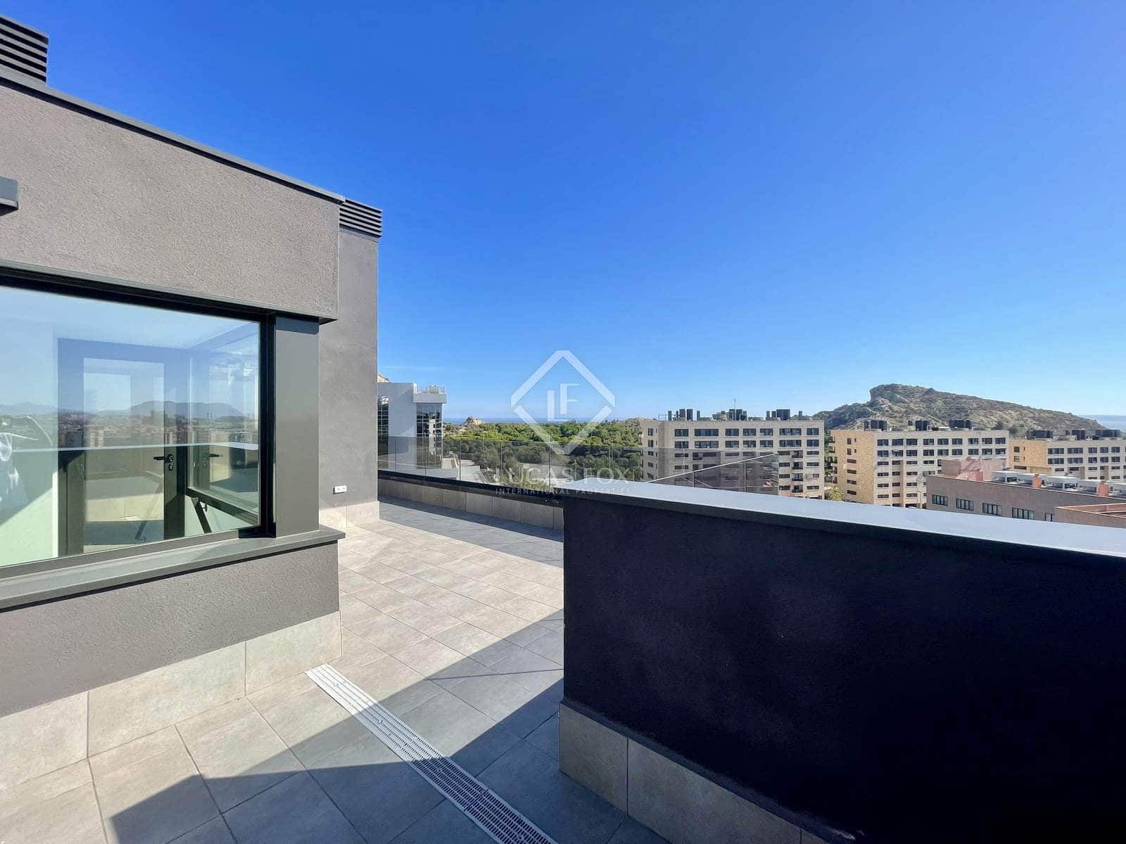 5 slaapkamer Penthouse te koop in Alicante stad met zwembad garage - € 995.000 (Ref: 8552933)