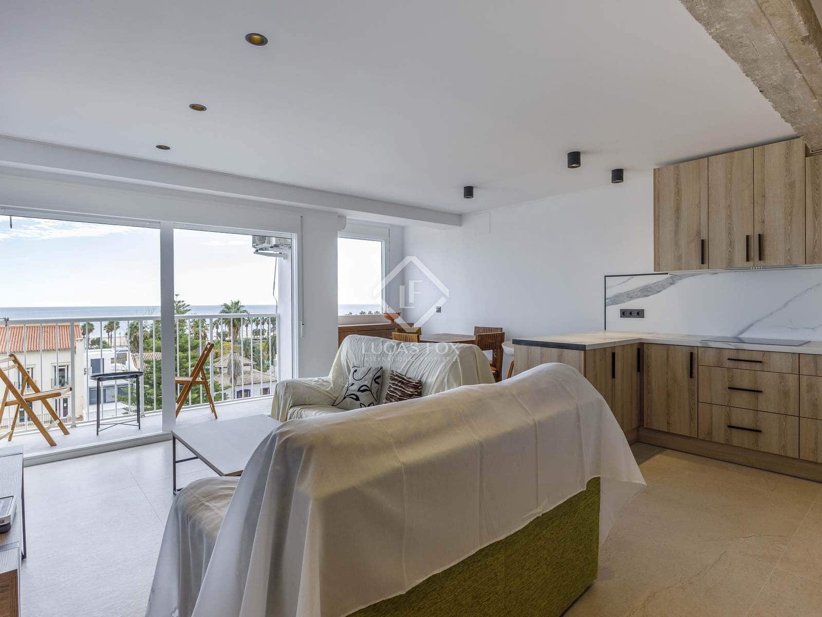 2 bedroom Apartment for rent in Valencia city - € 1,700 (Ref: 8553501)