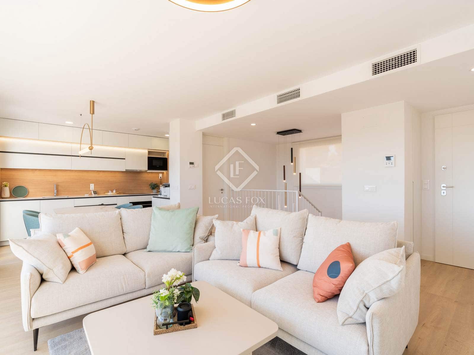 3 bedroom Villa for sale in La Nucia with pool garage - € 575,000 (Ref: 8556260)